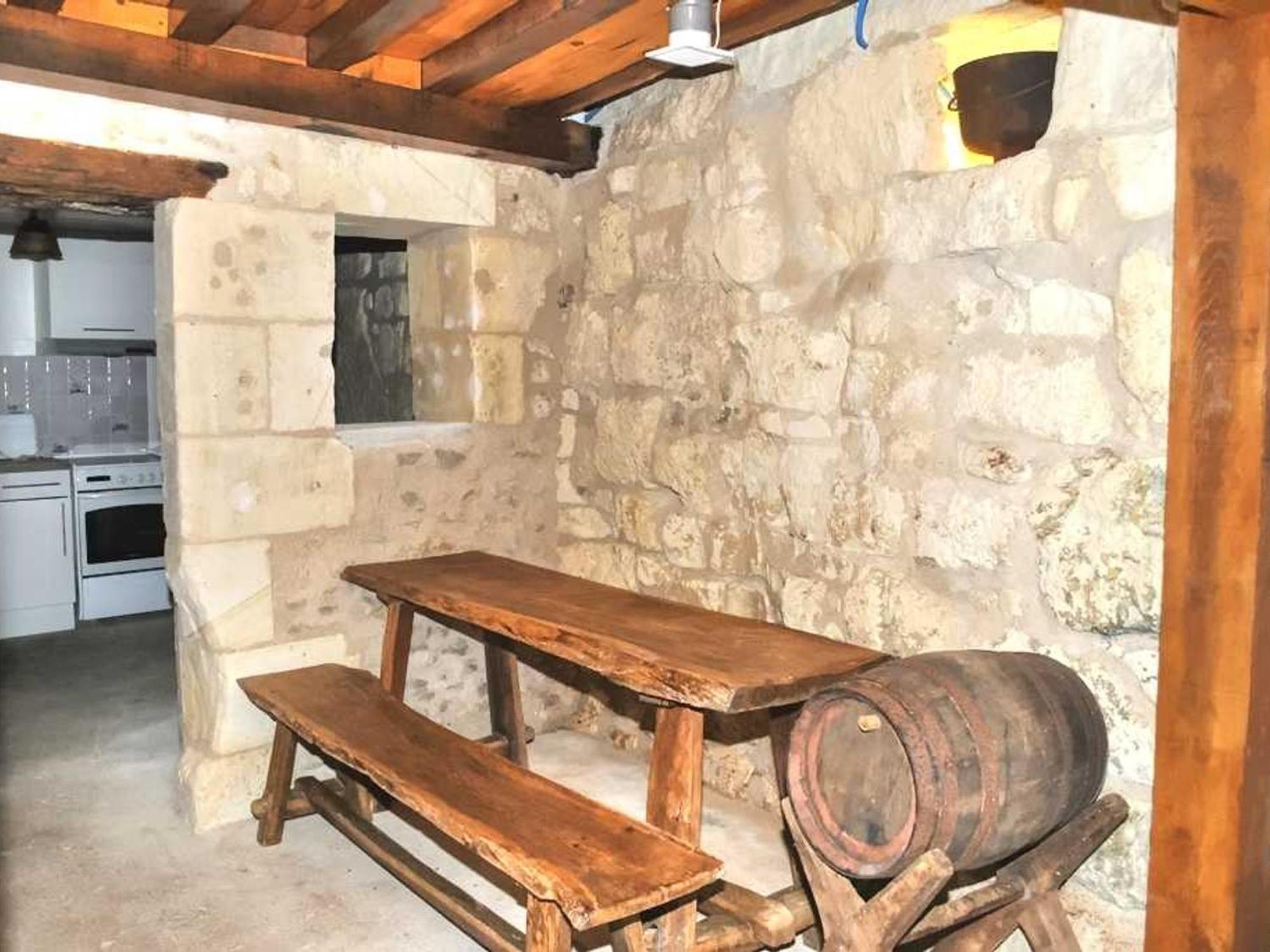 Location Unique En Ville, 3 Niveaux Avec Cave Voutee Et Troglodytique, Charme Et Authenticite En Touraine - Fr-1-381-162 Loches Exterior foto